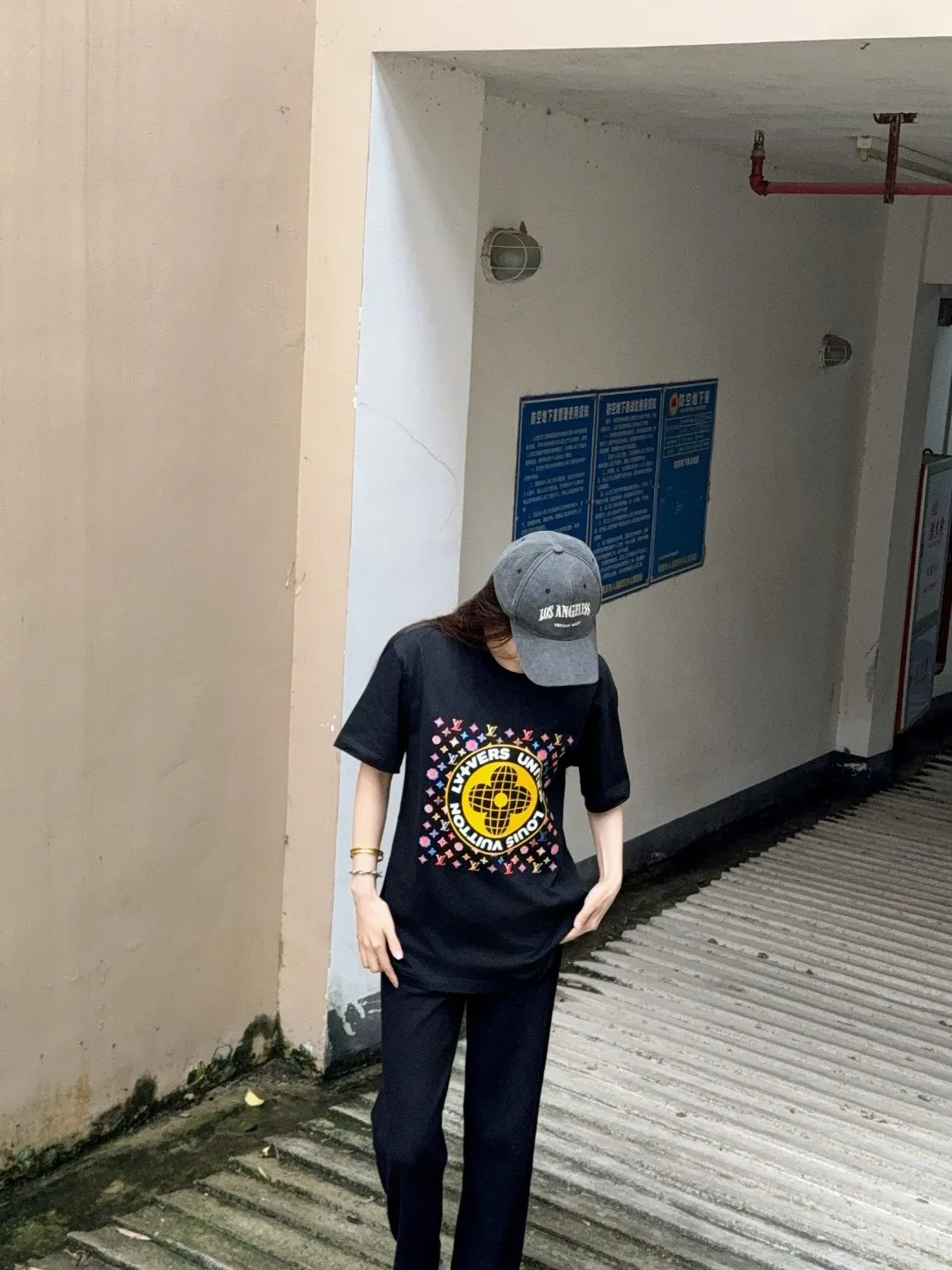Louis Vuitton/Louis Vuitton 25ss printed logo laminated letter short sleeves
